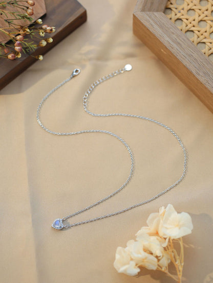 Heroine Heart Moonstone Necklace