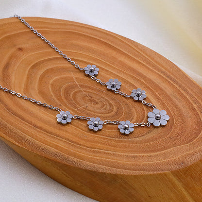 Chrysanthemum Necklace
