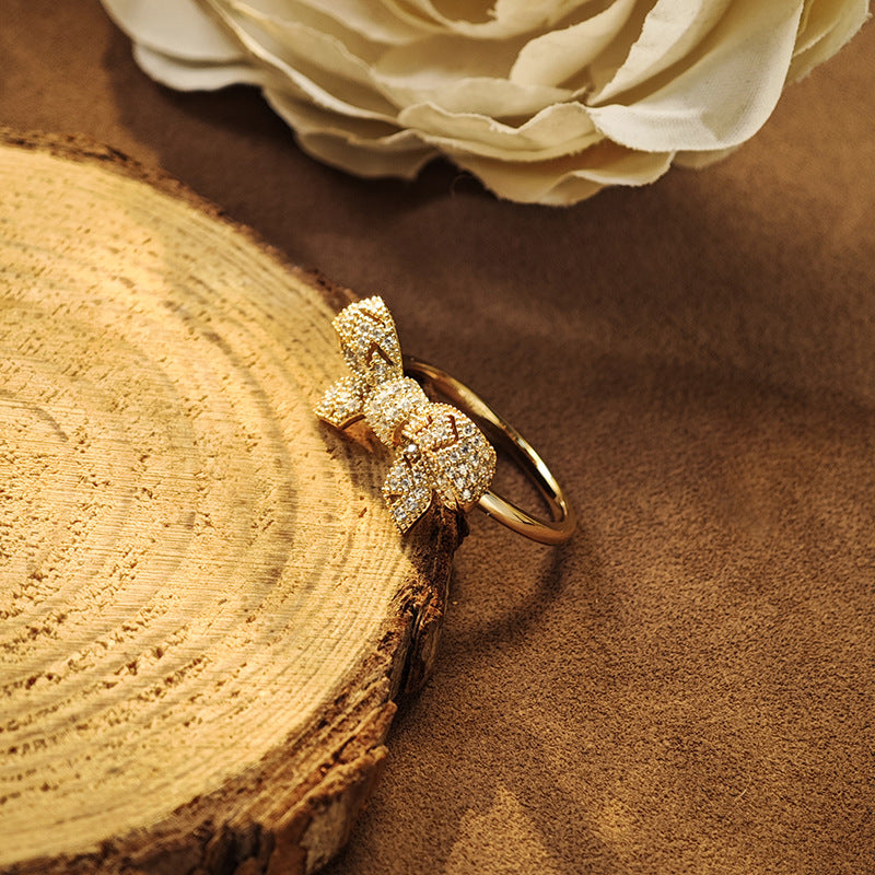 Royal Bow White Zircon Ring