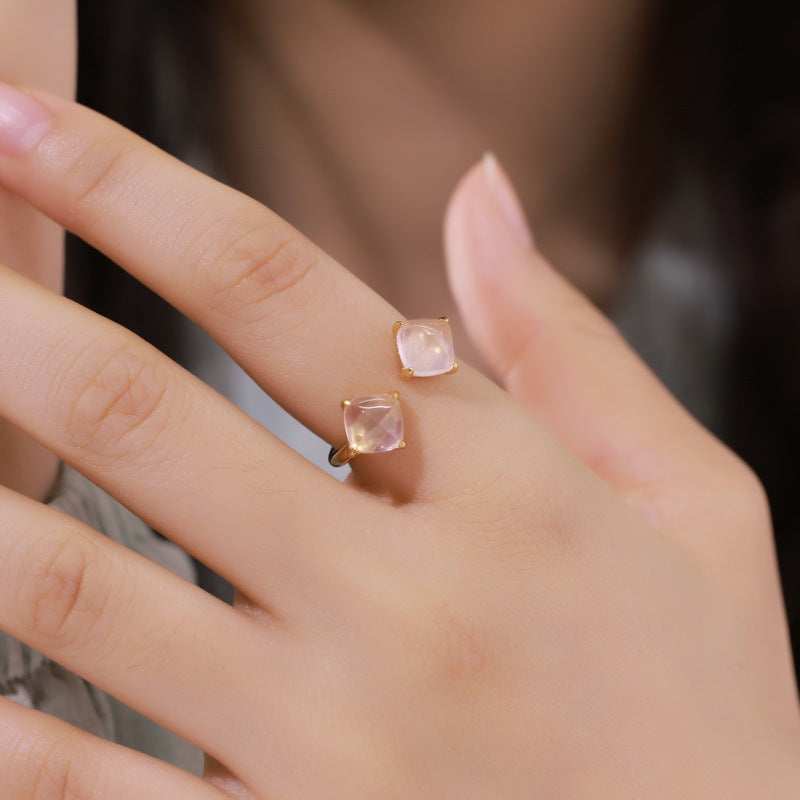 Roylan Rose Quartz Ring