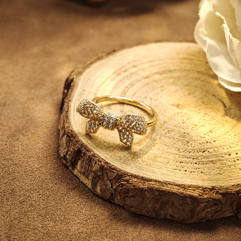 Royal Bow White Zircon Ring